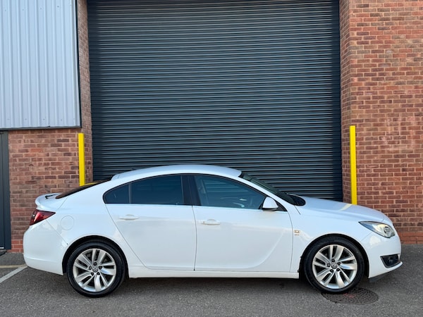 Used Vauxhall Insignia 2015 for sale - 74100006: Photo 8