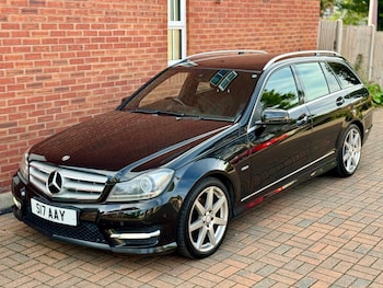 Used Mercedes-Benz C-Class 2011 for sale - 76097488: Photo