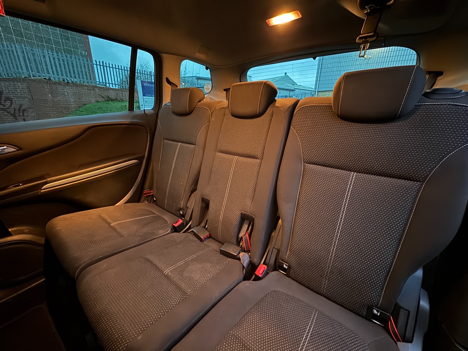 Used Vauxhall Zafira 2017 for sale - 77052625: Photo 17