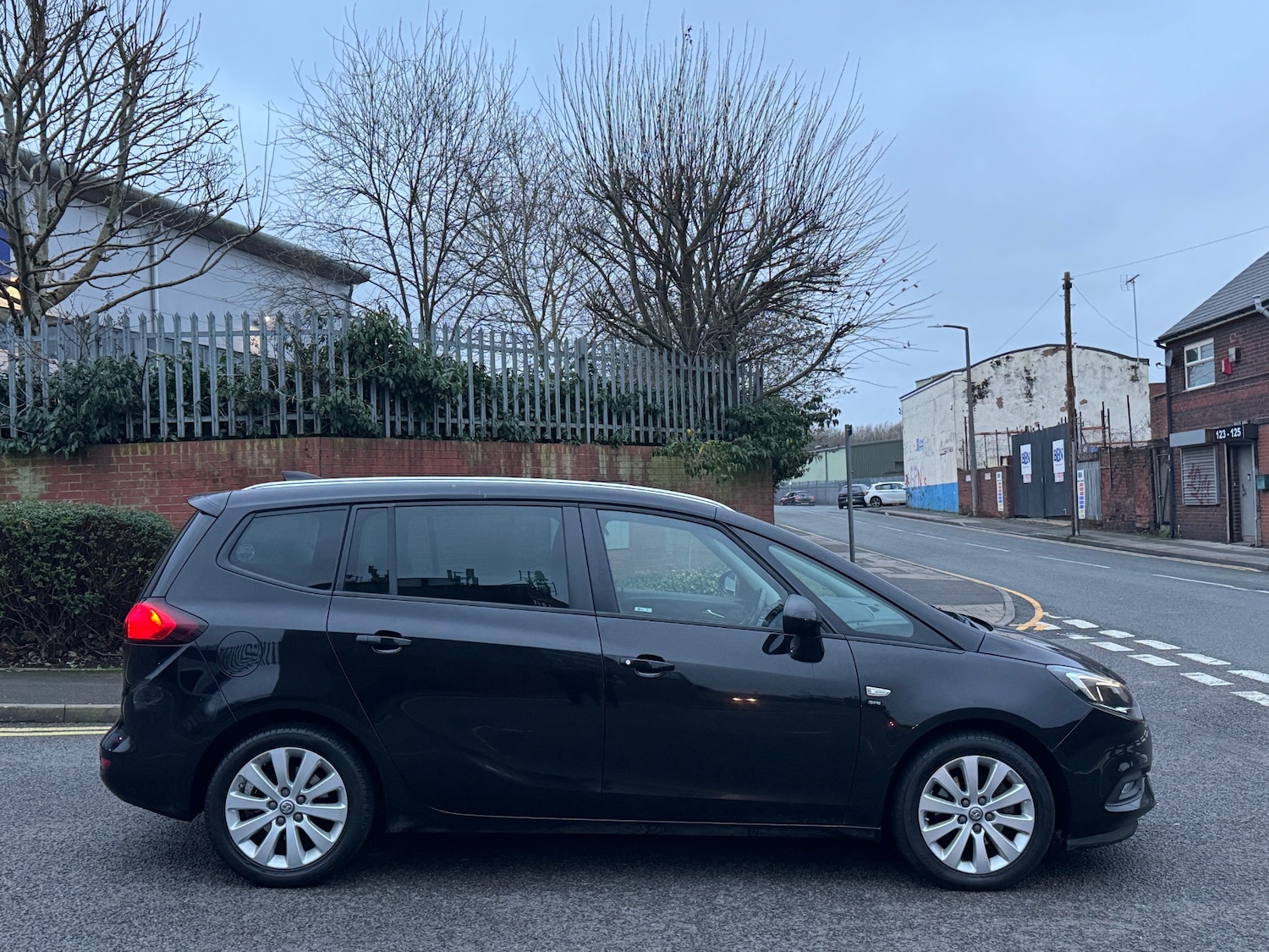 Used Vauxhall Zafira 2017 for sale - 77052625: Photo 5