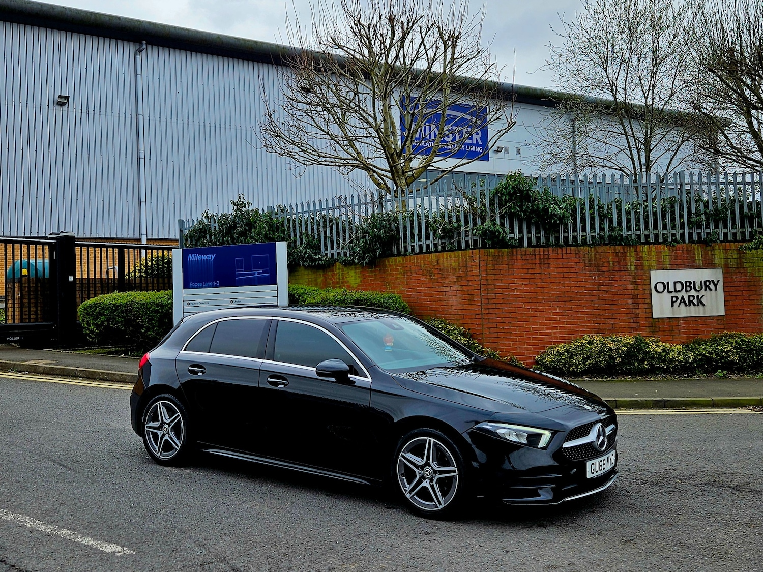 Used Mercedes-Benz A-Class 2019 for sale - 77737022: Photo 3