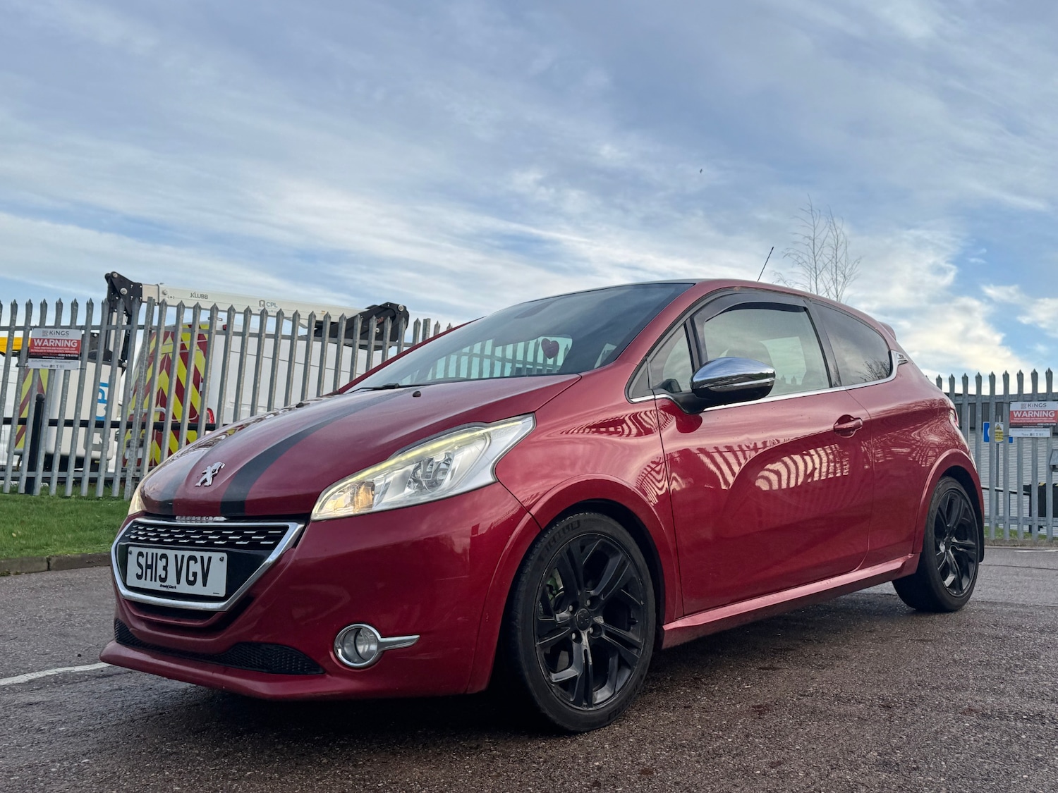 Used Peugeot 208 2013 for sale - 77008904: Photo 11
