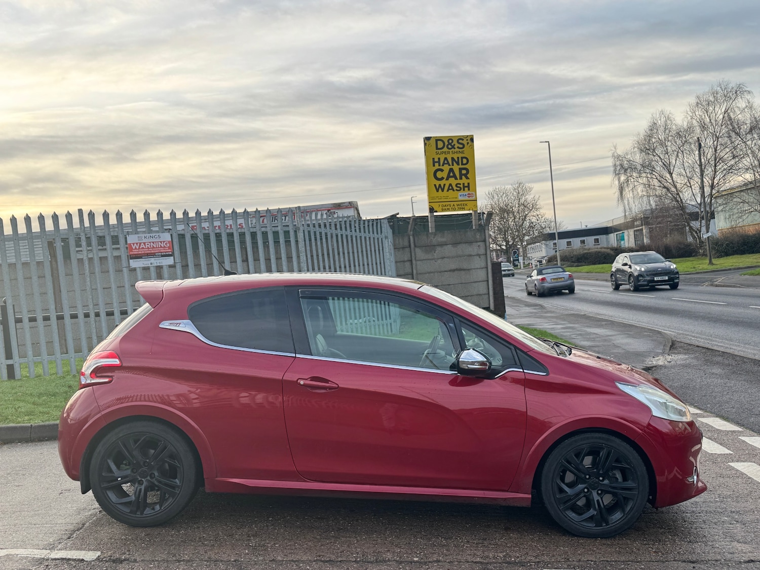 Used Peugeot 208 2013 for sale - 77008904: Photo 5