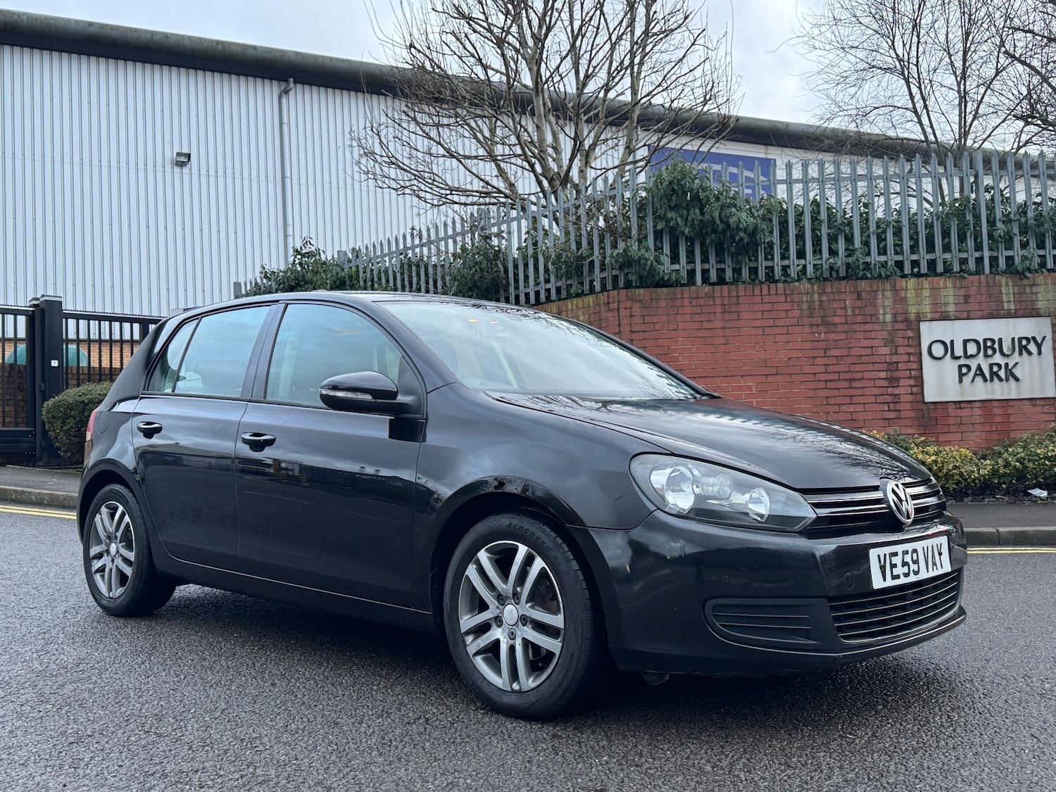 Used Volkswagen Golf 2009 for sale - 77204992: Photo 2