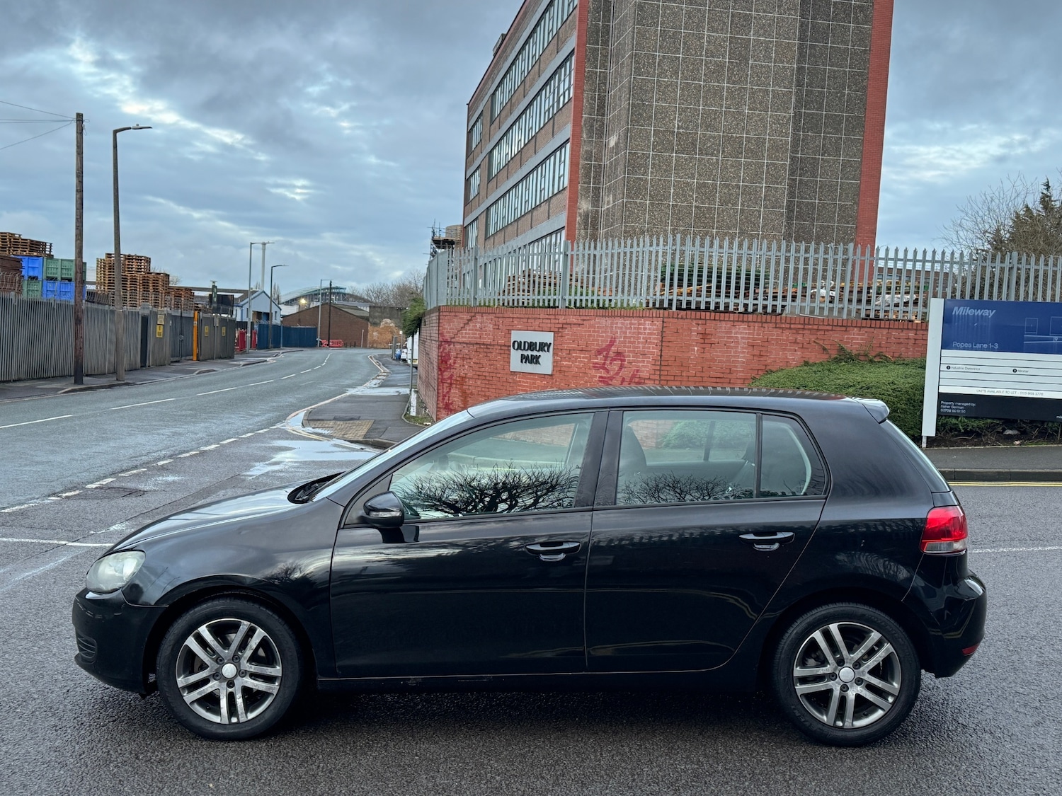 Used Volkswagen Golf 2009 for sale - 77204992: Photo 9