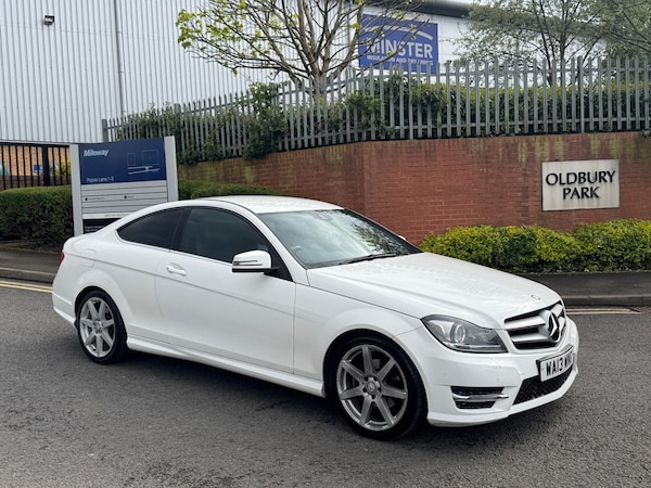 Used Mercedes-Benz C-Class 2013 for sale - 74714455: Photo 1