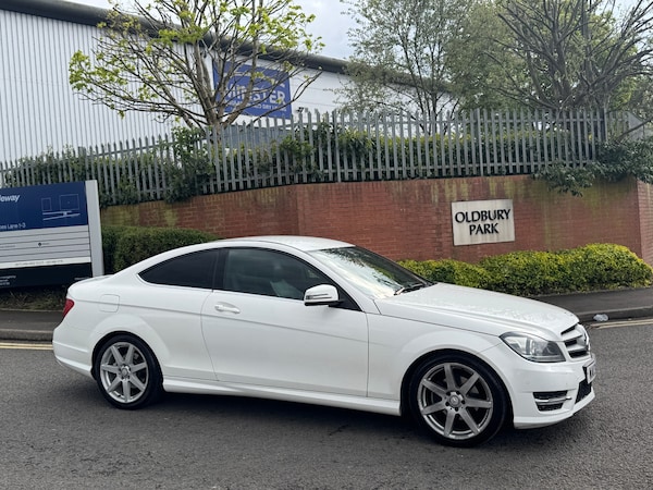 Used Mercedes-Benz C-Class 2013 for sale - 74714455: Photo 3