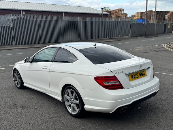 Used Mercedes-Benz C-Class 2013 for sale - 74714455: Photo 8