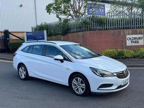 Used Vauxhall Astra 2016 for sale - 74559272: Photo 1