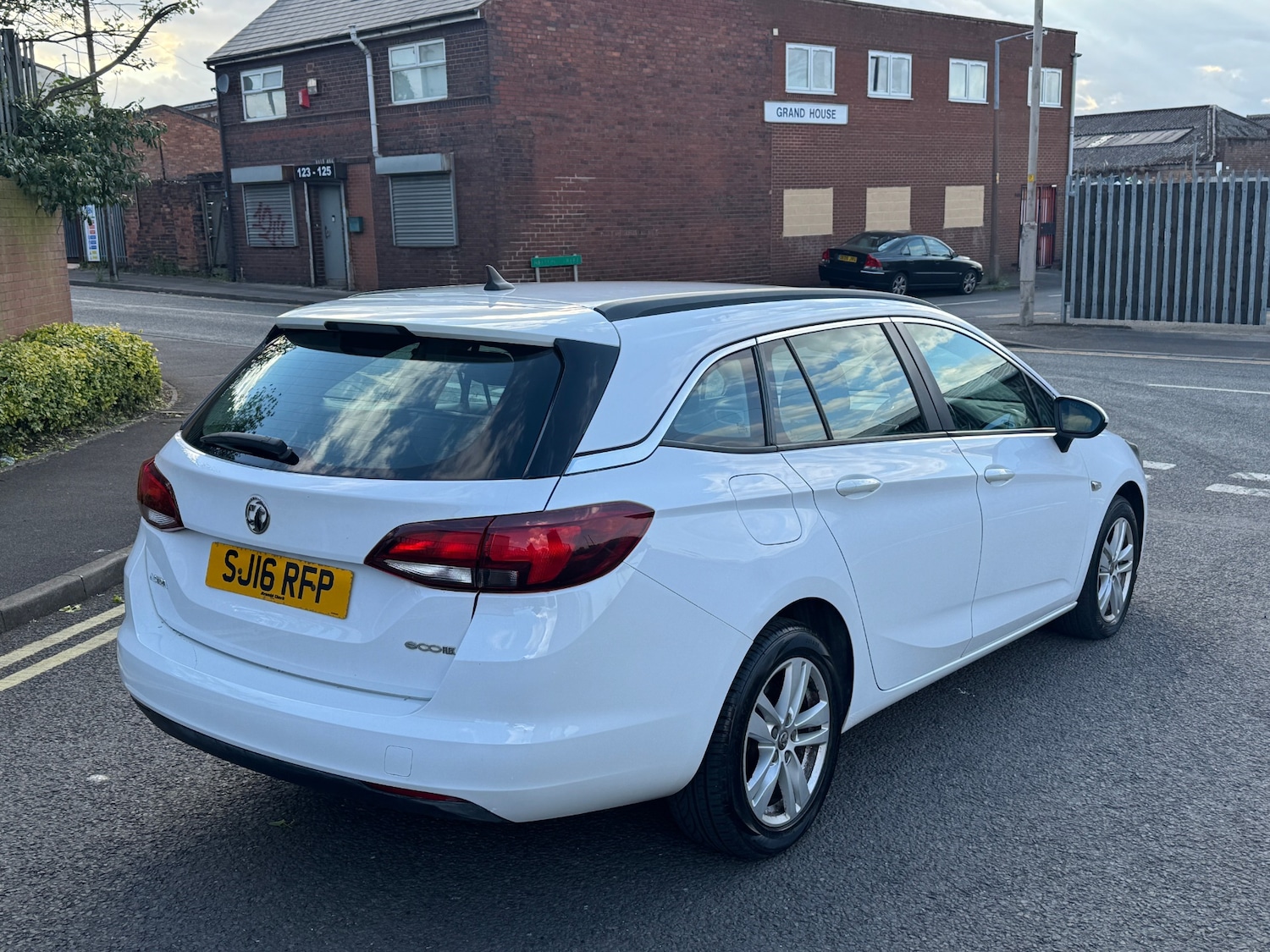 Vehicle 6