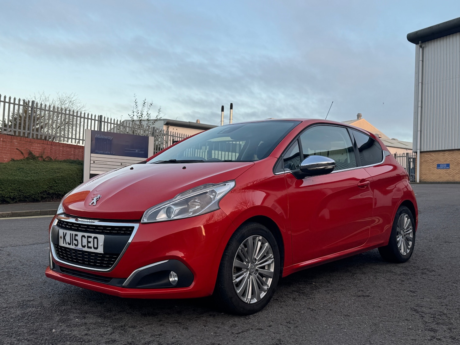 Used Peugeot 208 2015 for sale - 77061721: Photo 11