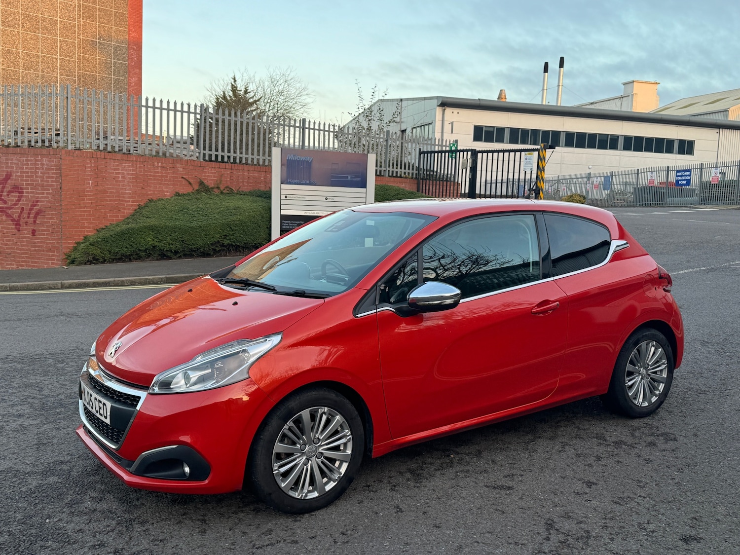 Used Peugeot 208 2015 for sale - 77061721: Photo 12