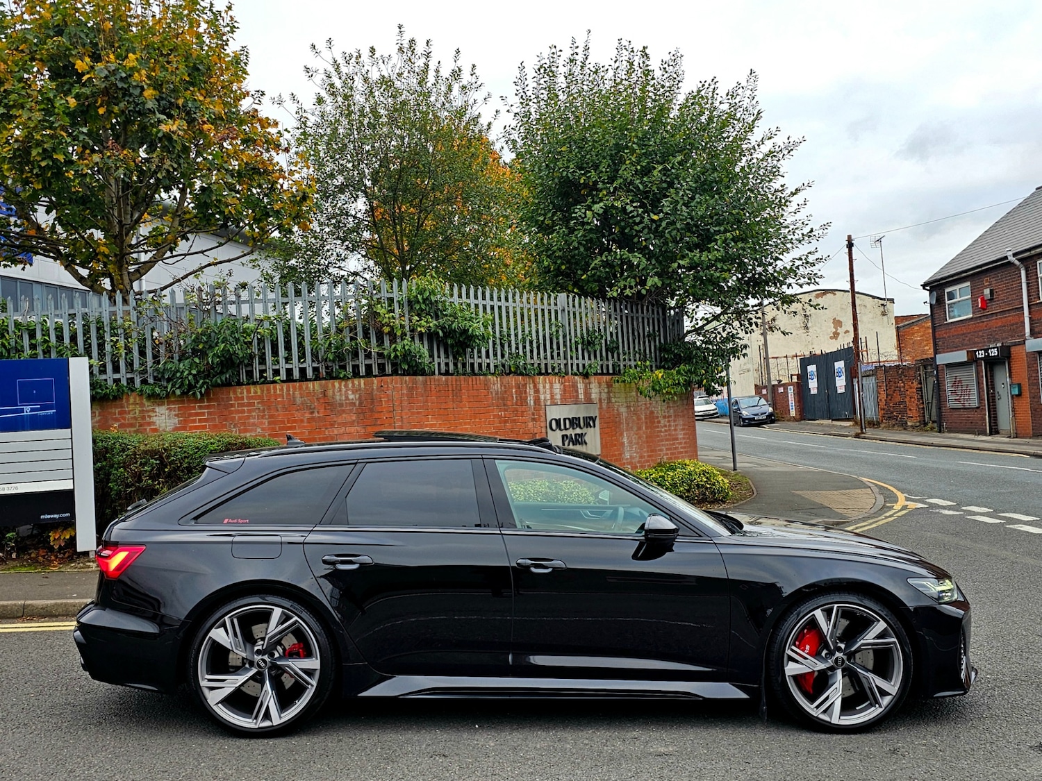 Used Audi RS6 2023 for sale - 76317701: Photo 10