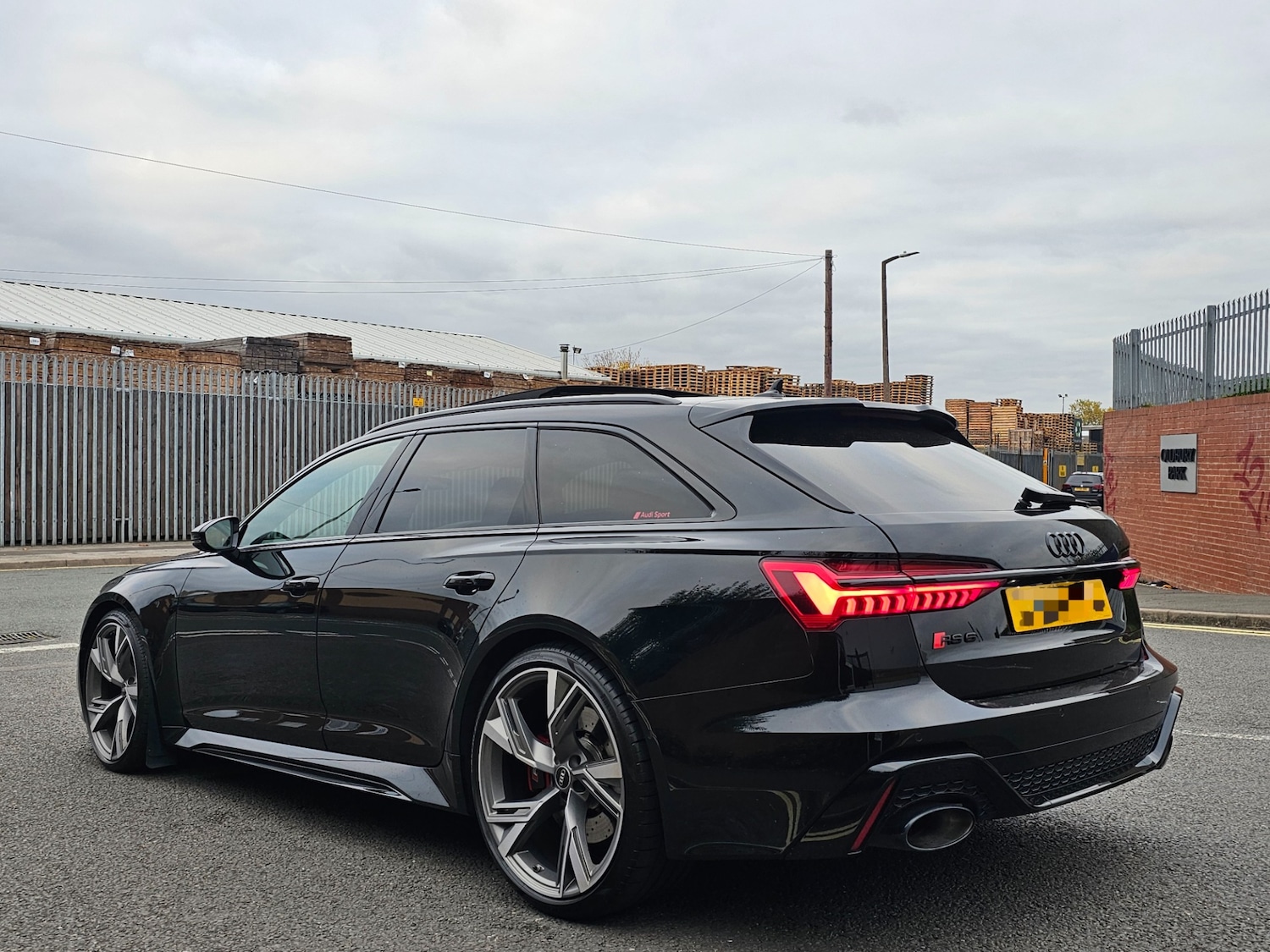 Used Audi RS6 2023 for sale - 76317701: Photo 16