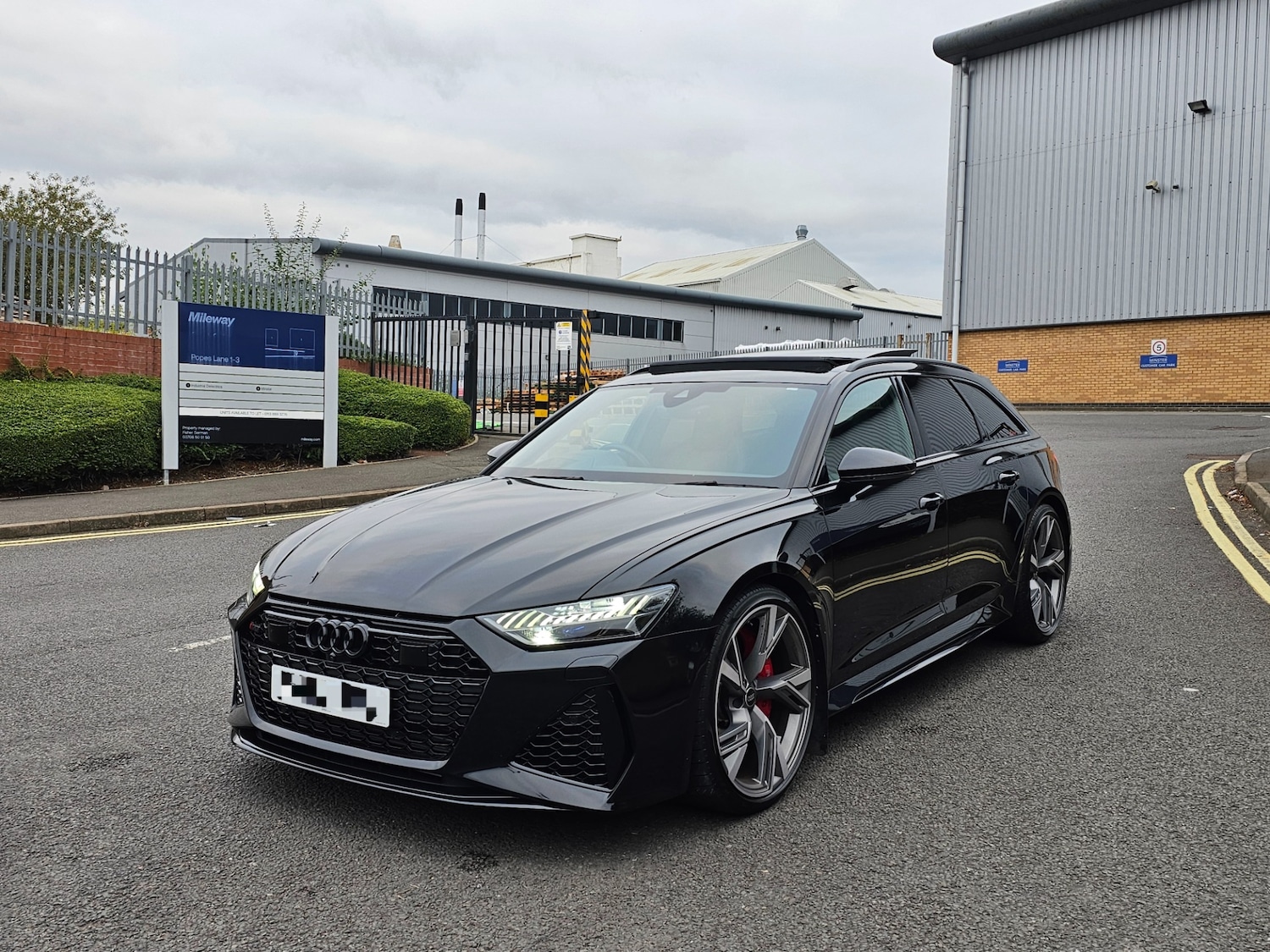 Used Audi RS6 2023 for sale - 76317701: Photo 22