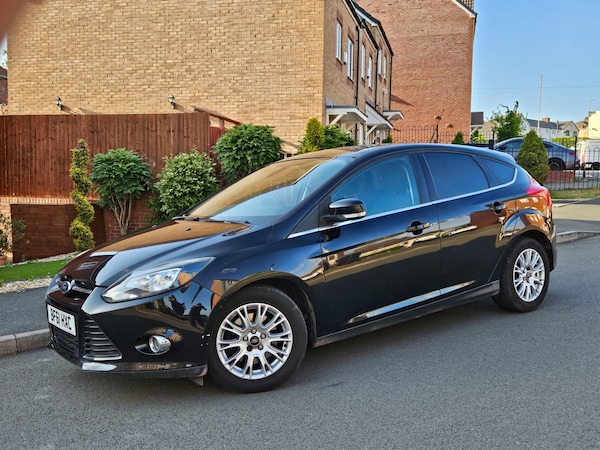 Used Ford Focus 2011 for sale - 74682564: Photo 3