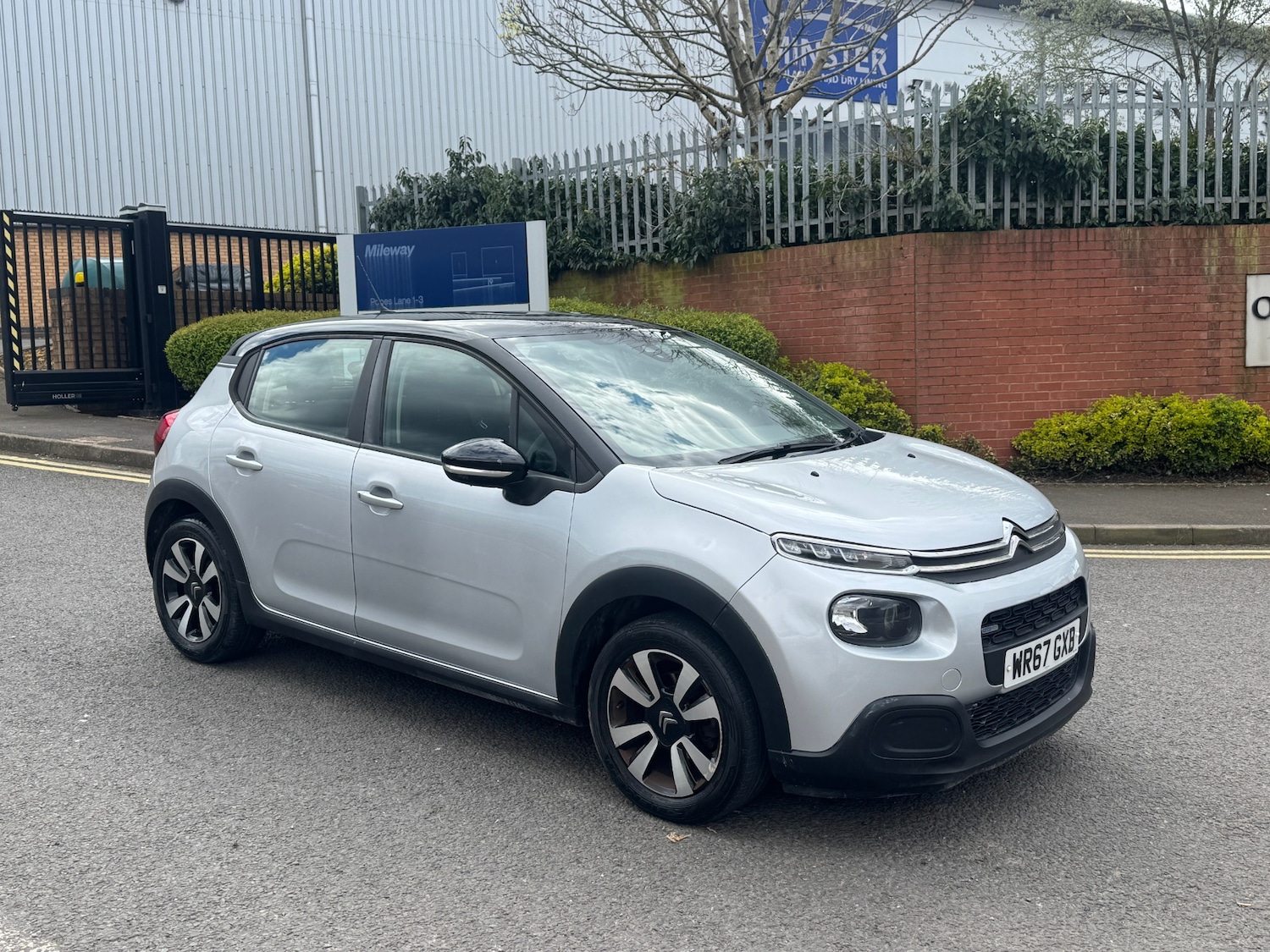 Used Citroen C3 2017 for sale - 78102308: Photo 3