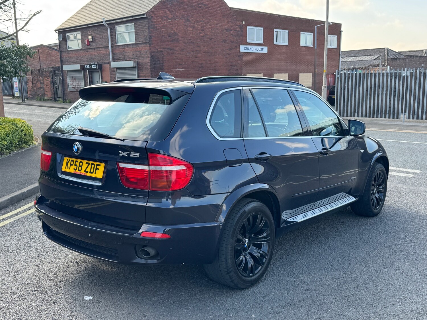 Vehicle 5