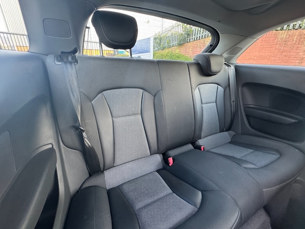 Used Audi A1 2011 for sale - 74398069: Photo 16