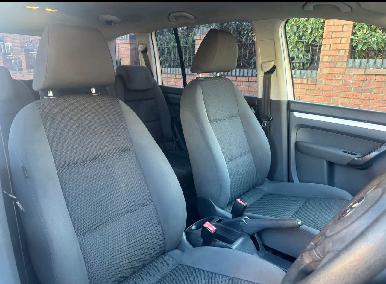 Used Volkswagen Touran 2011 for sale - 78099033: Photo 10