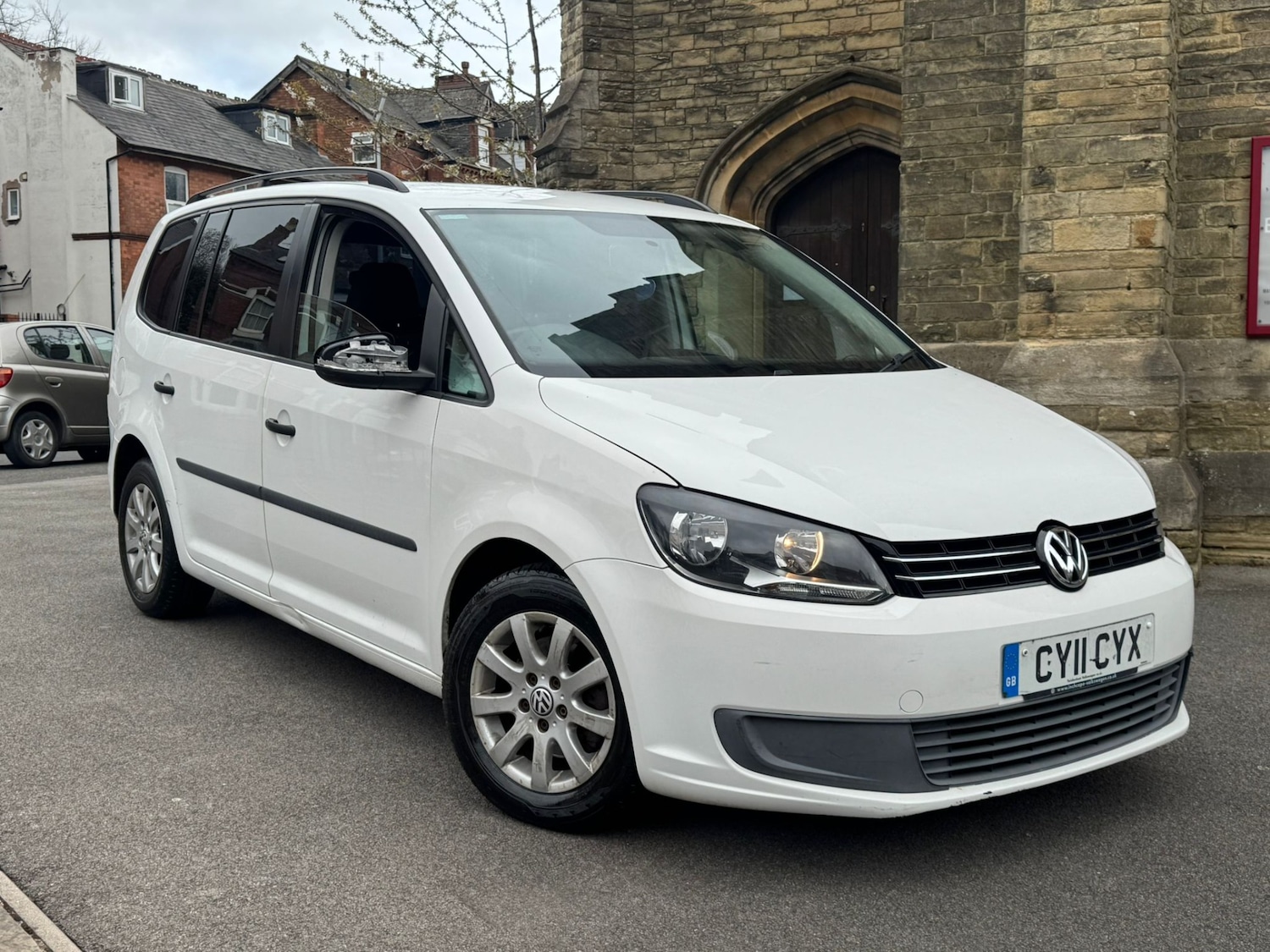 Used Volkswagen Touran 2011 for sale - 78099033: Photo 3