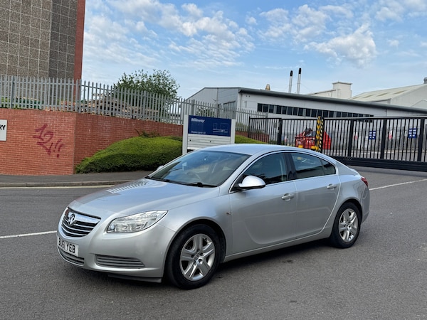 Used Vauxhall Insignia 2011 for sale - 74974707: Photo 12