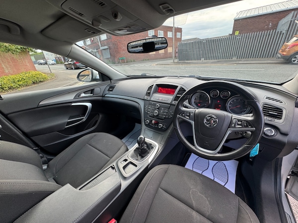 Used Vauxhall Insignia 2011 for sale - 74974707: Photo 13