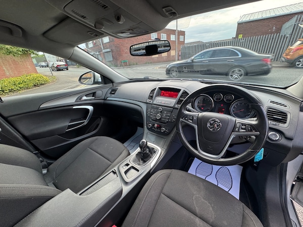 Used Vauxhall Insignia 2011 for sale - 74974707: Photo 14