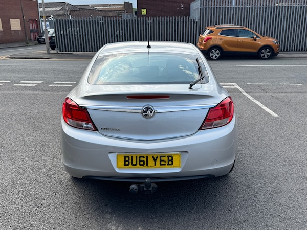 Used Vauxhall Insignia 2011 for sale - 74974707: Photo 7