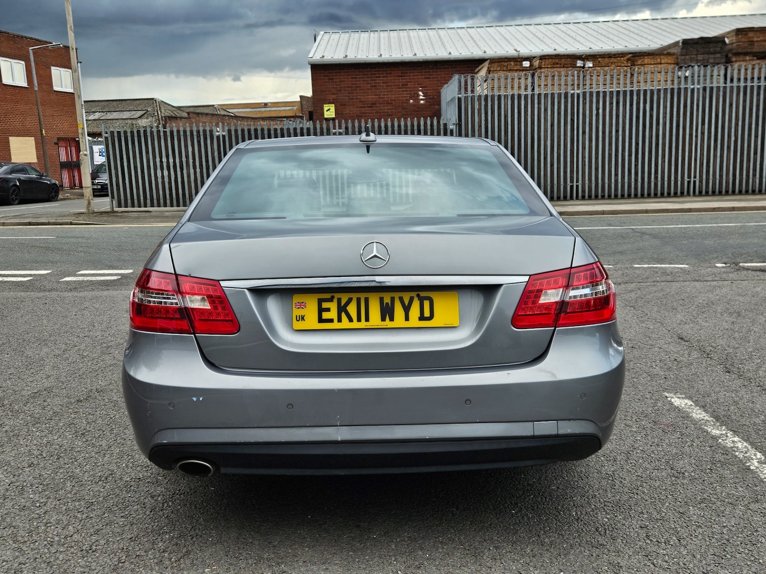 Used Mercedes-Benz E Class 2011 for sale - 77008927: Photo 7