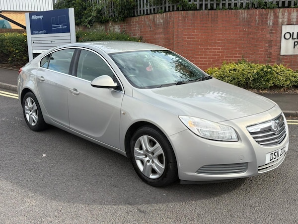 Used Vauxhall Insignia 2011 for sale - 75283254: Photo 1