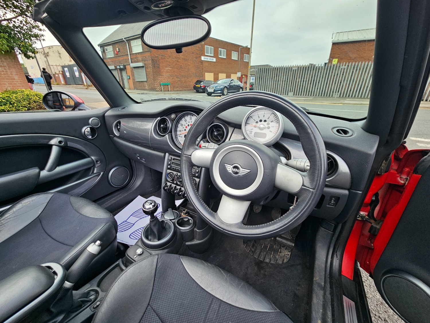 Used MINI Convertible 2006 for sale - 76248439: Photo 14