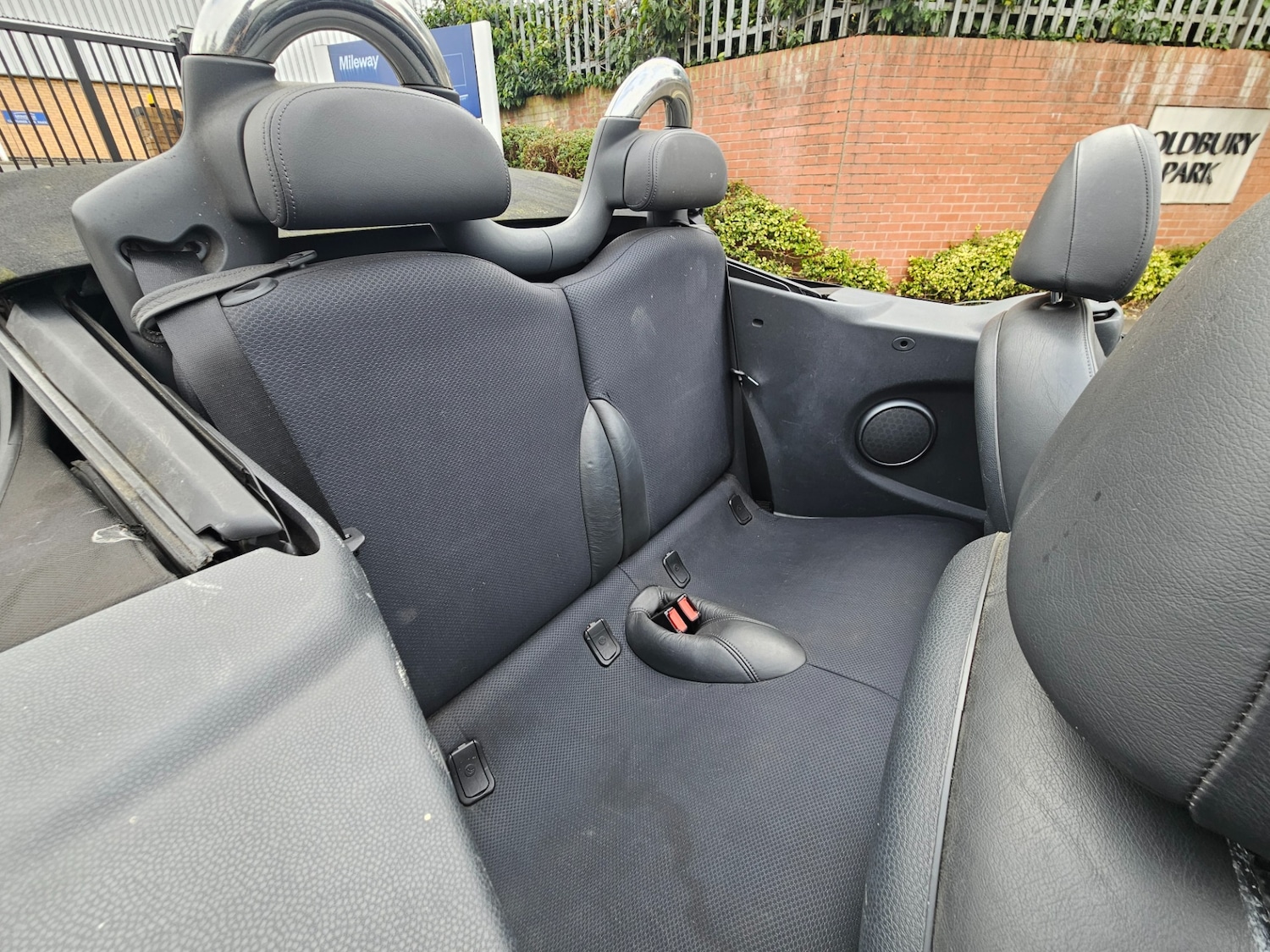 Used MINI Convertible 2006 for sale - 76248439: Photo 17