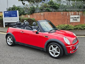 Used MINI Convertible 2006 for sale - 76248439: Photo