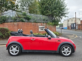 Used MINI Convertible 2006 for sale - 76248439: Photo