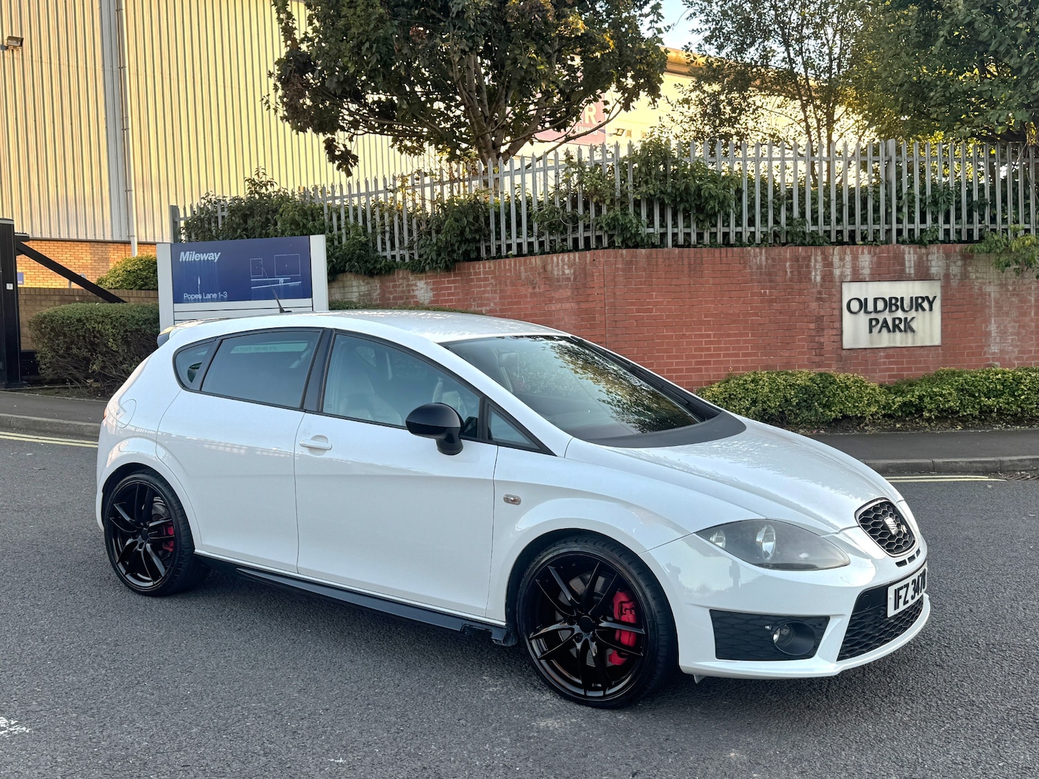 Used SEAT Leon 2011 for sale - 76070667: Photo 2
