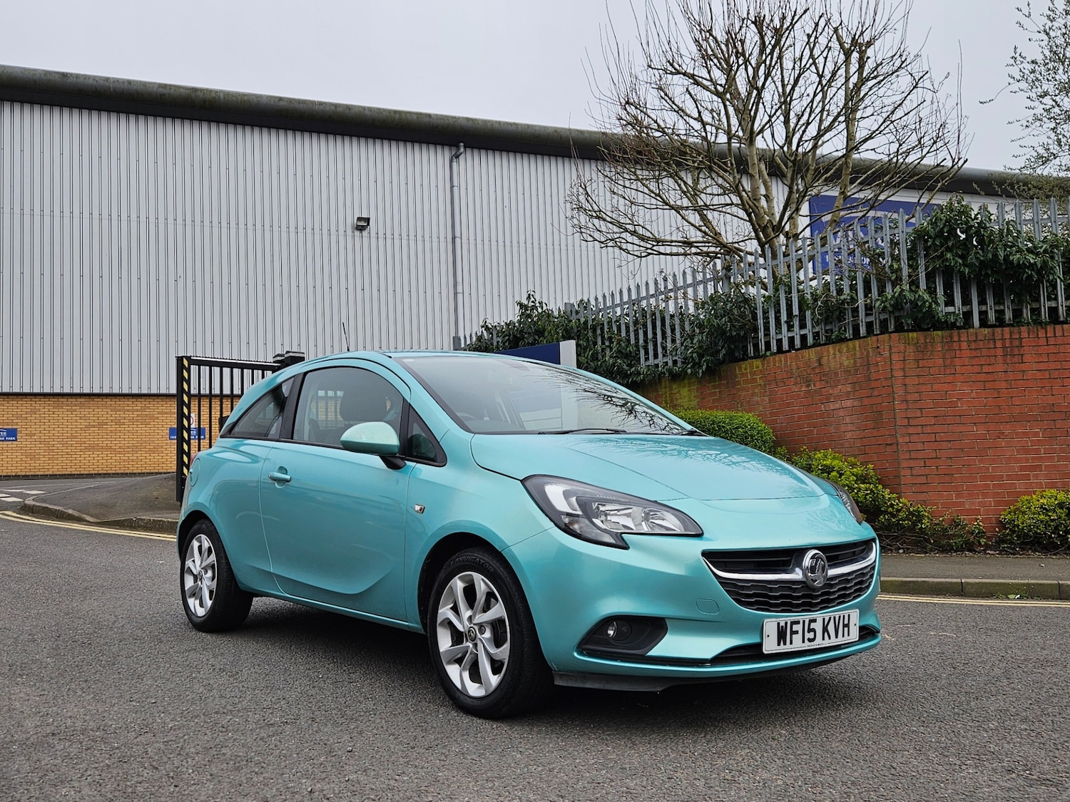 Used Vauxhall Corsa 2015 for sale - 78048396: Photo 2
