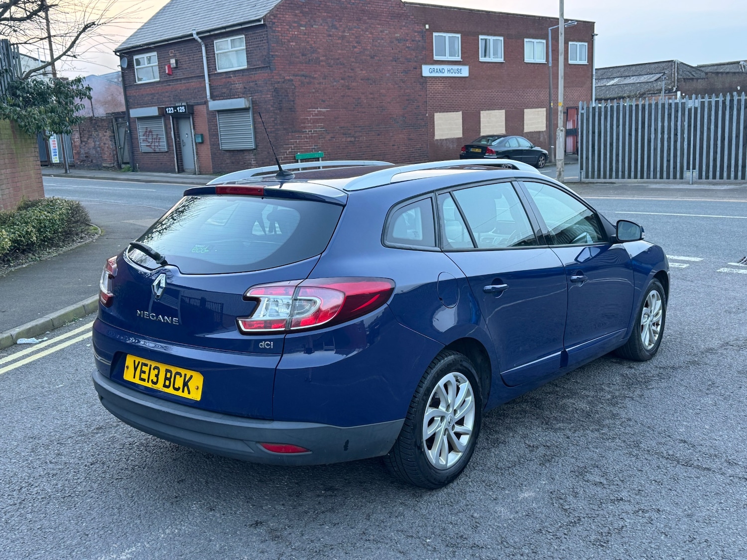 Used Renault Megane 2013 for sale - 77826028: Photo 6