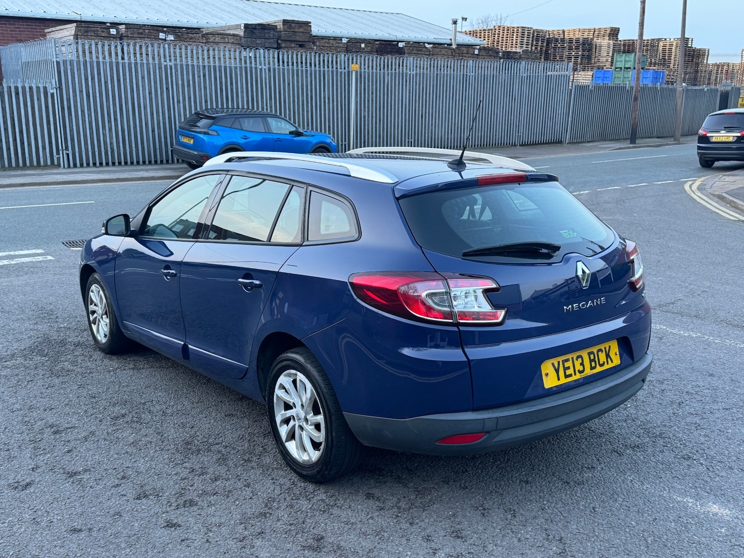 Used Renault Megane 2013 for sale - 77826028: Photo 8