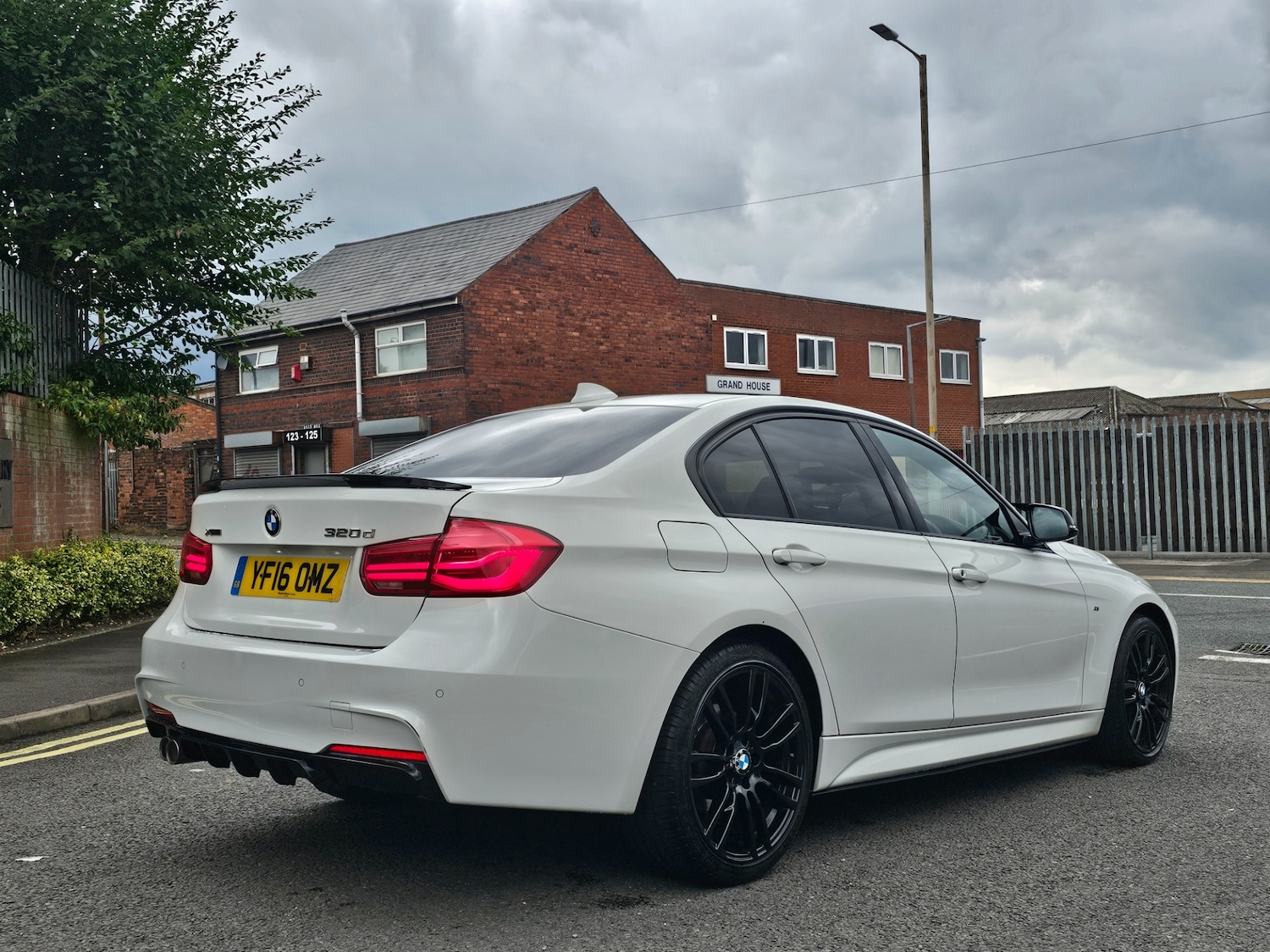 Used BMW 3 Series 2016 for sale - 76486475: Photo 12