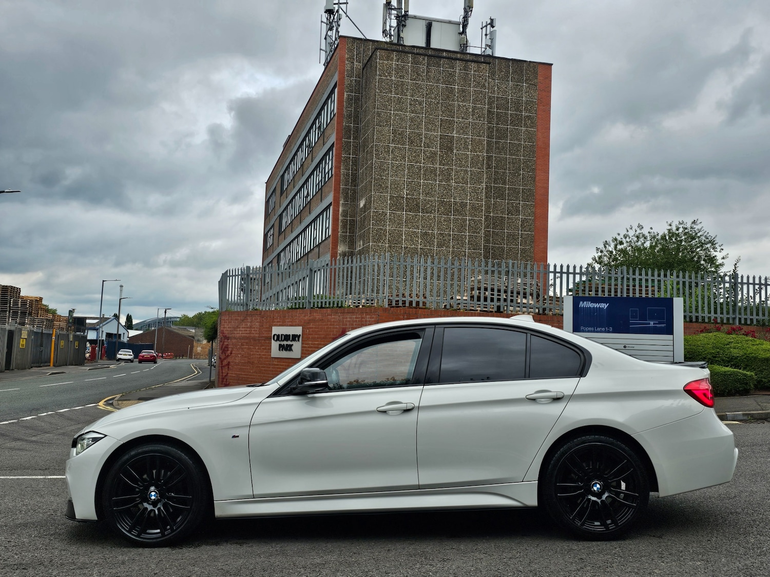 Used BMW 3 Series 2016 for sale - 76486475: Photo 17