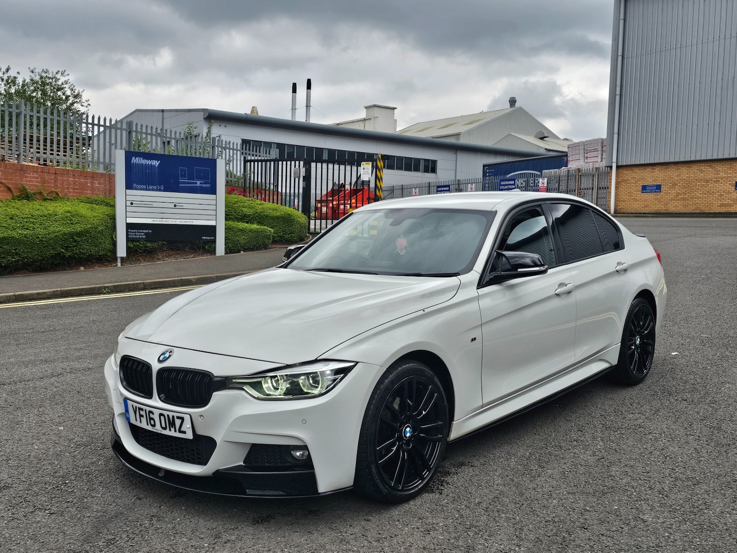 Used BMW 3 Series 2016 for sale - 76486475: Photo 20