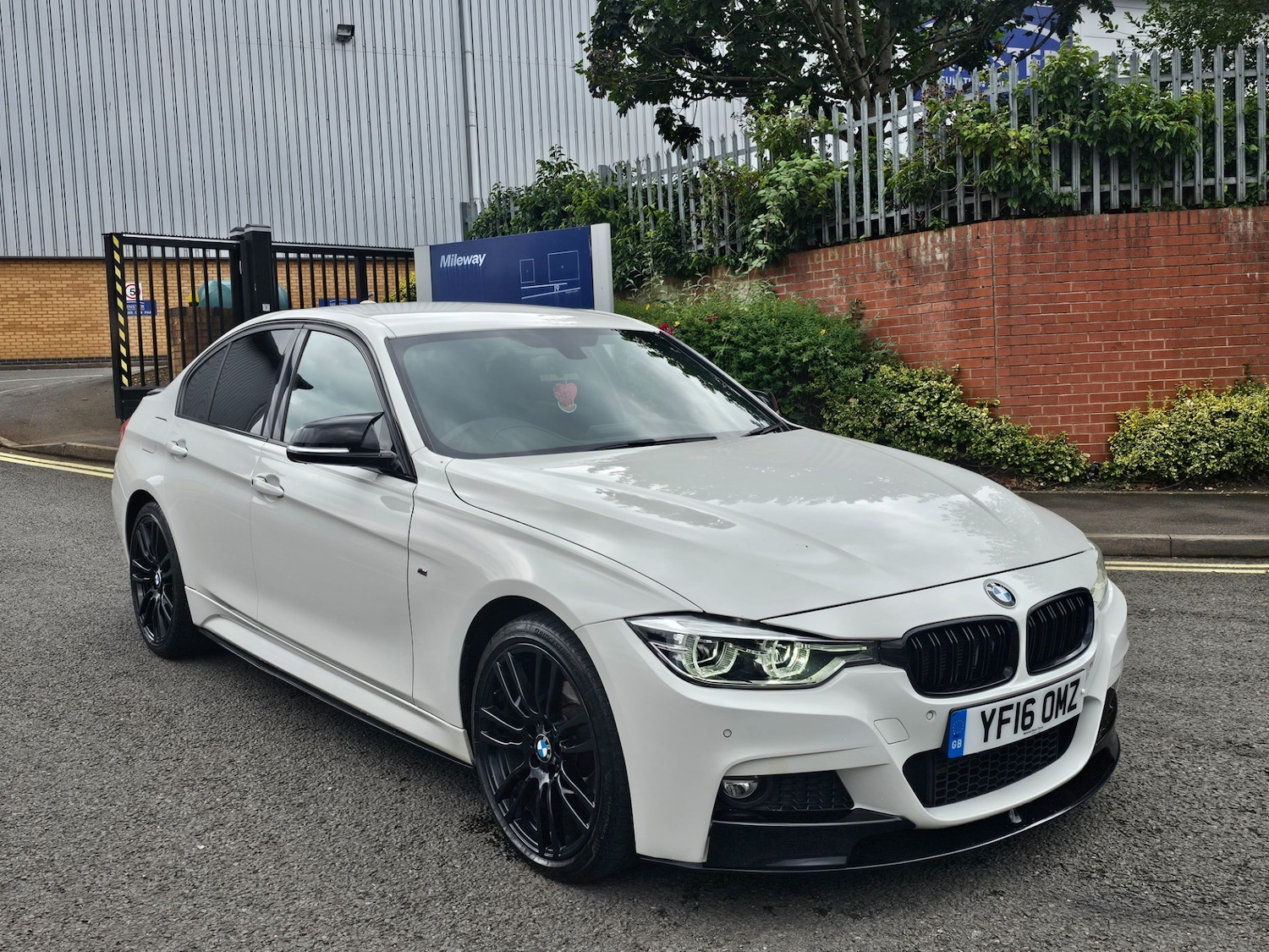 Used BMW 3 Series 2016 for sale - 76486475: Photo 4