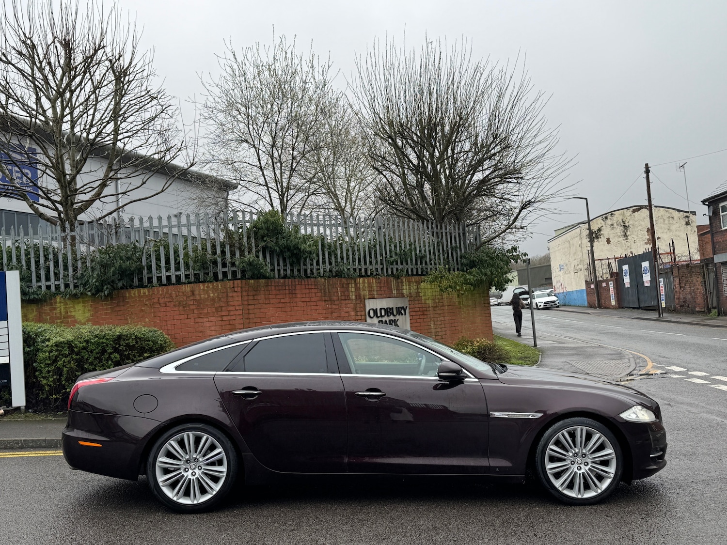 Used Jaguar XJ 2010 for sale - 77736974: Photo 5