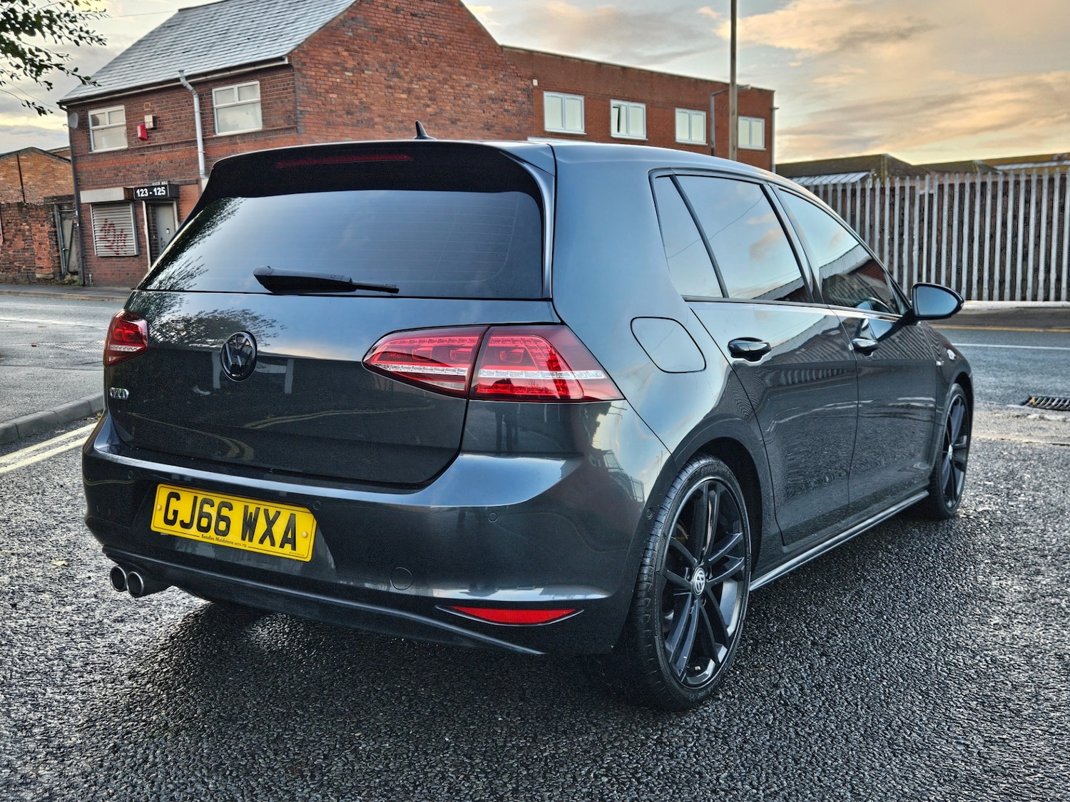 Used Volkswagen Golf 2016 for sale - 77400921: Photo 5