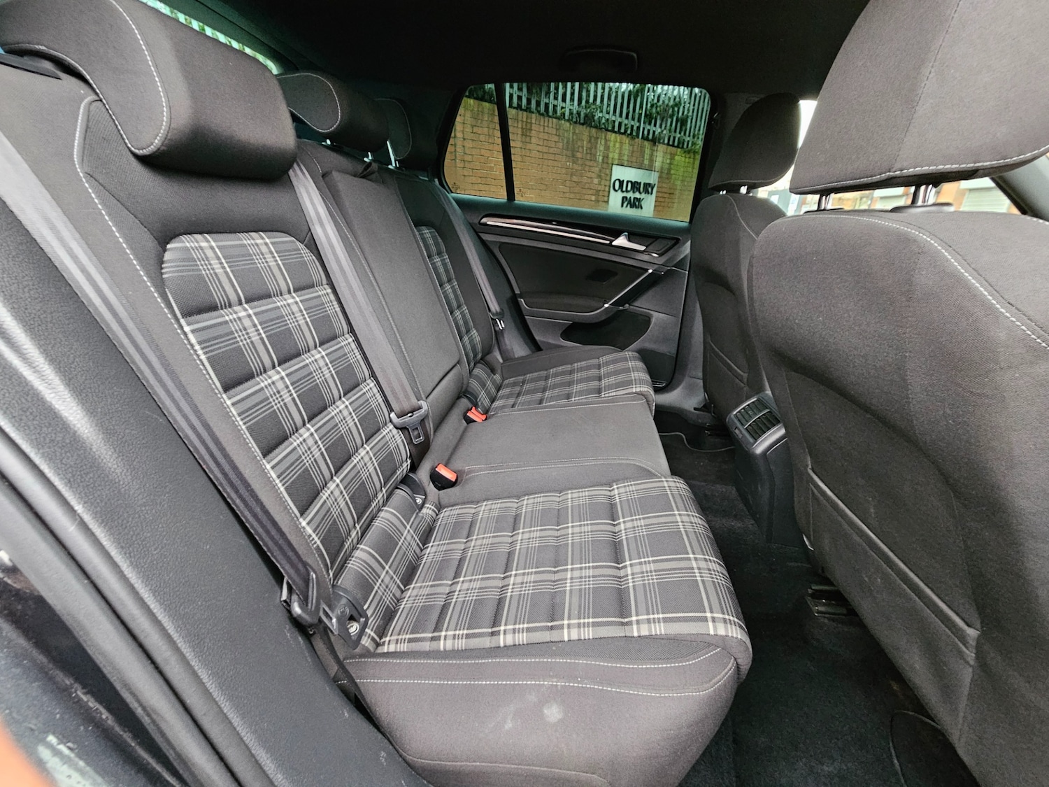 Used Volkswagen Golf 2014 for sale - 77470216: Photo 18