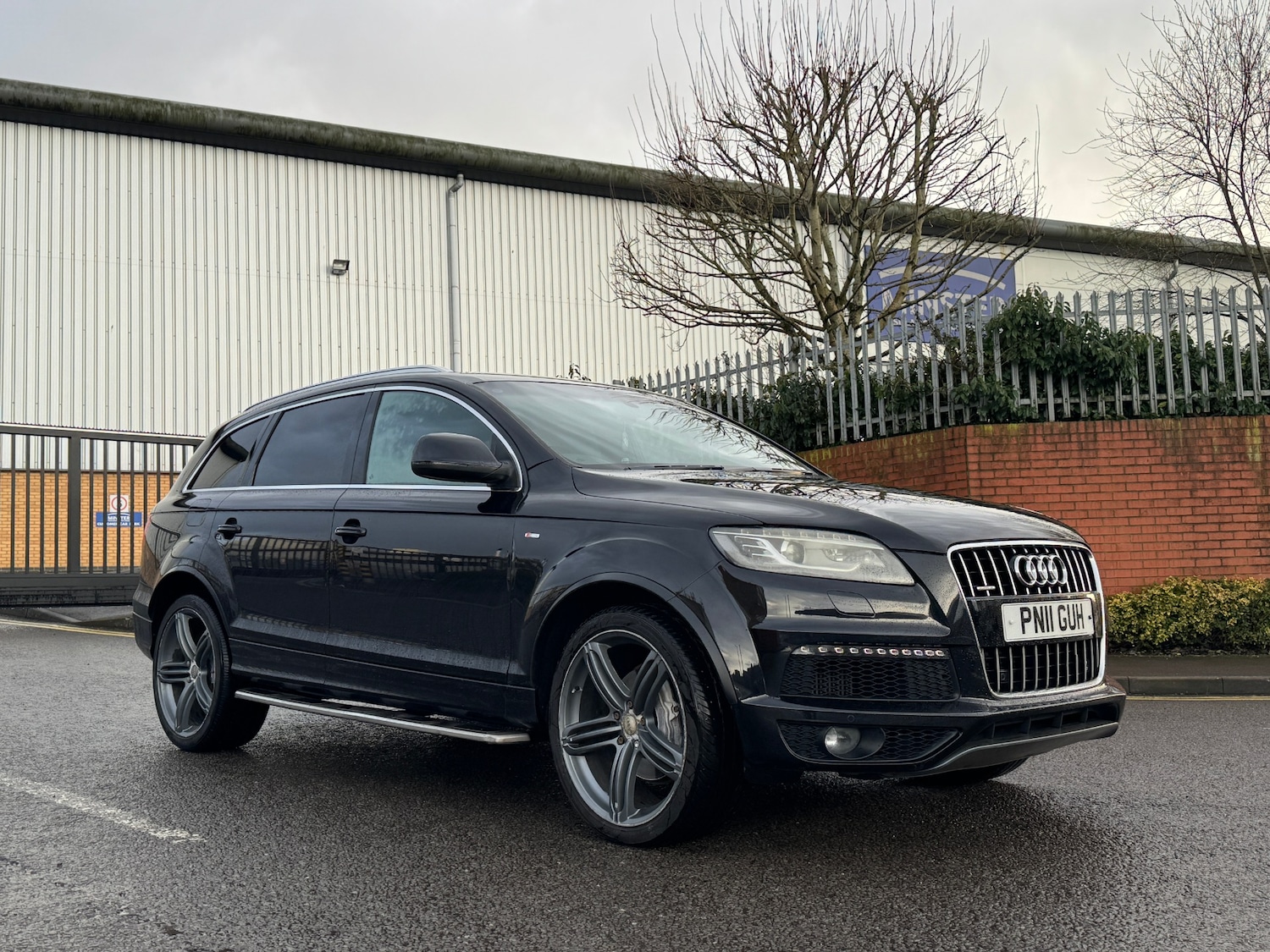 Used Audi Q7 2011 for sale - 77587486: Photo 2
