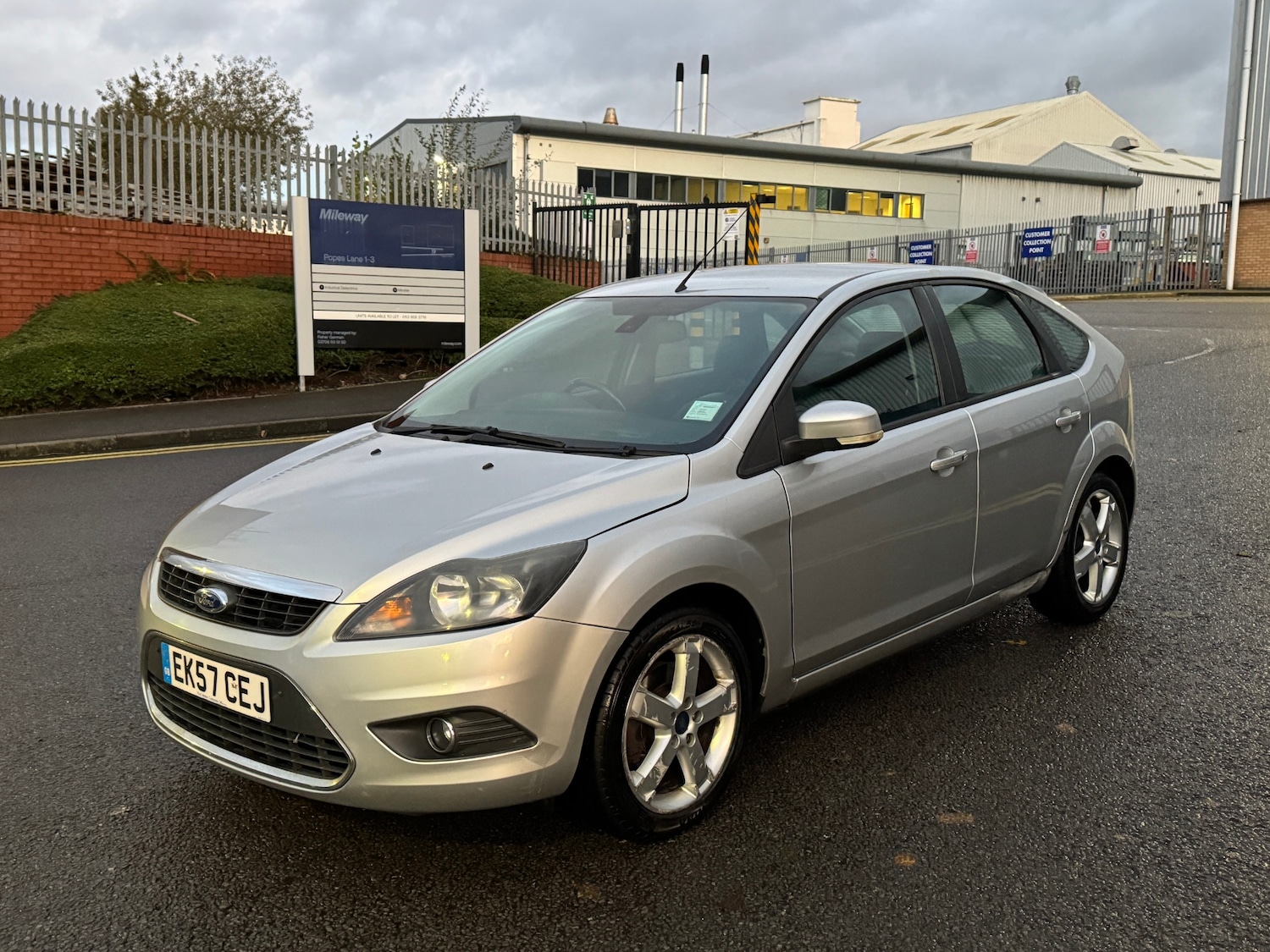 Used Ford Focus 2007 for sale - 76850923: Photo 10