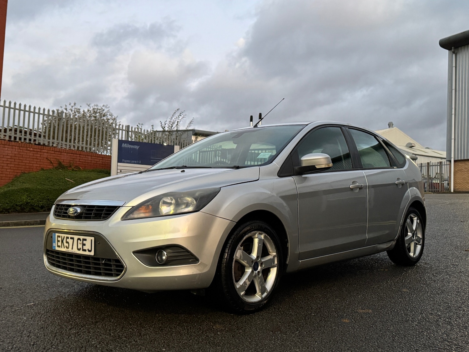 Used Ford Focus 2007 for sale - 76850923: Photo 11