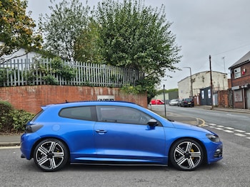 Used Volkswagen Scirocco 2010 for sale - 76276089: Photo